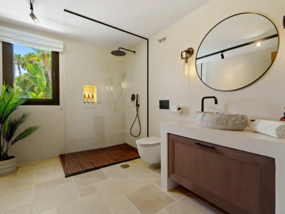 Stunning Villa for Sale in Marbella 2025 Golf Valley