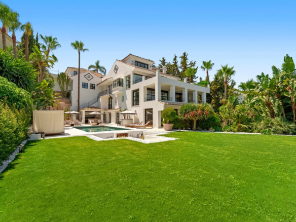 Stunning Villa for Sale in Marbella 2025 Golf Valley