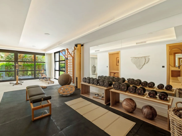 Stunning Villa for Sale in Marbella 2025 Golf Valley