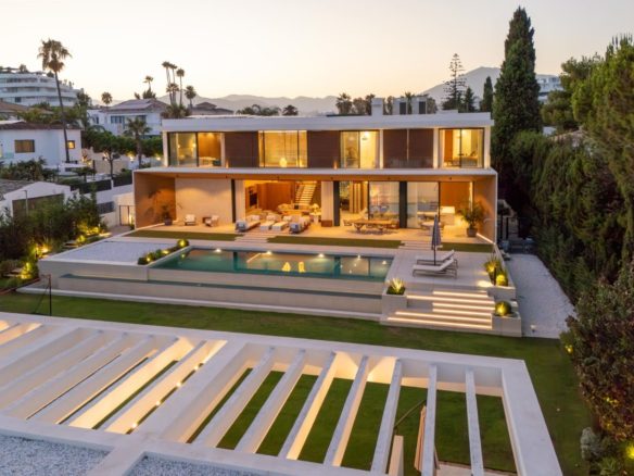 How to buy a Villa in Marbella (1)