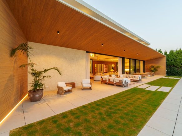 How to buy a Villa in Marbella (1)