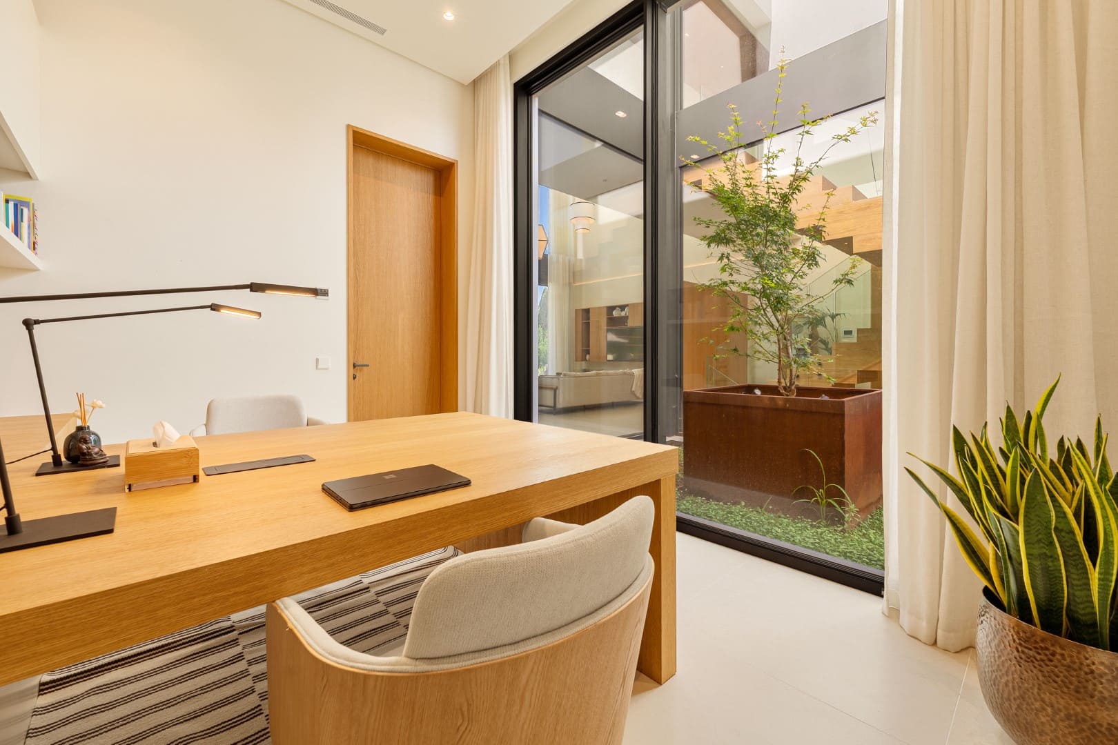 How to buy a Villa in Marbella (1)