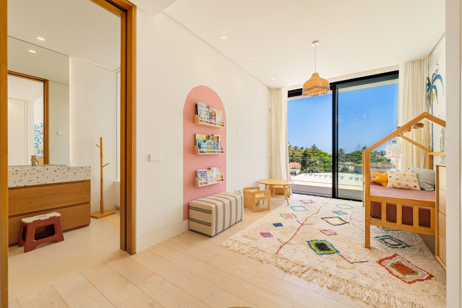 How to buy a Villa in Marbella (1)