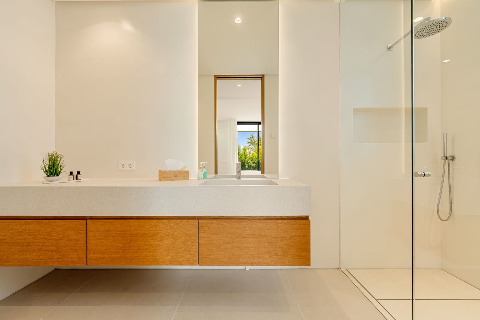 How to buy a Villa in Marbella (1)