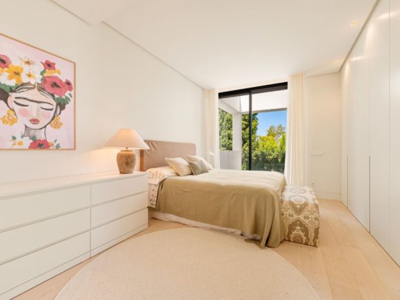 How to buy a Villa in Marbella (1)