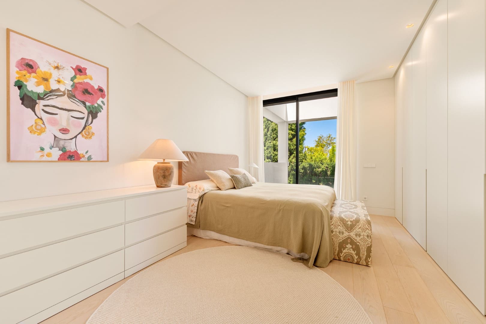 How to buy a Villa in Marbella (1)