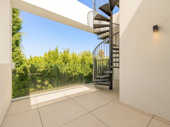 How to buy a Villa in Marbella (1)