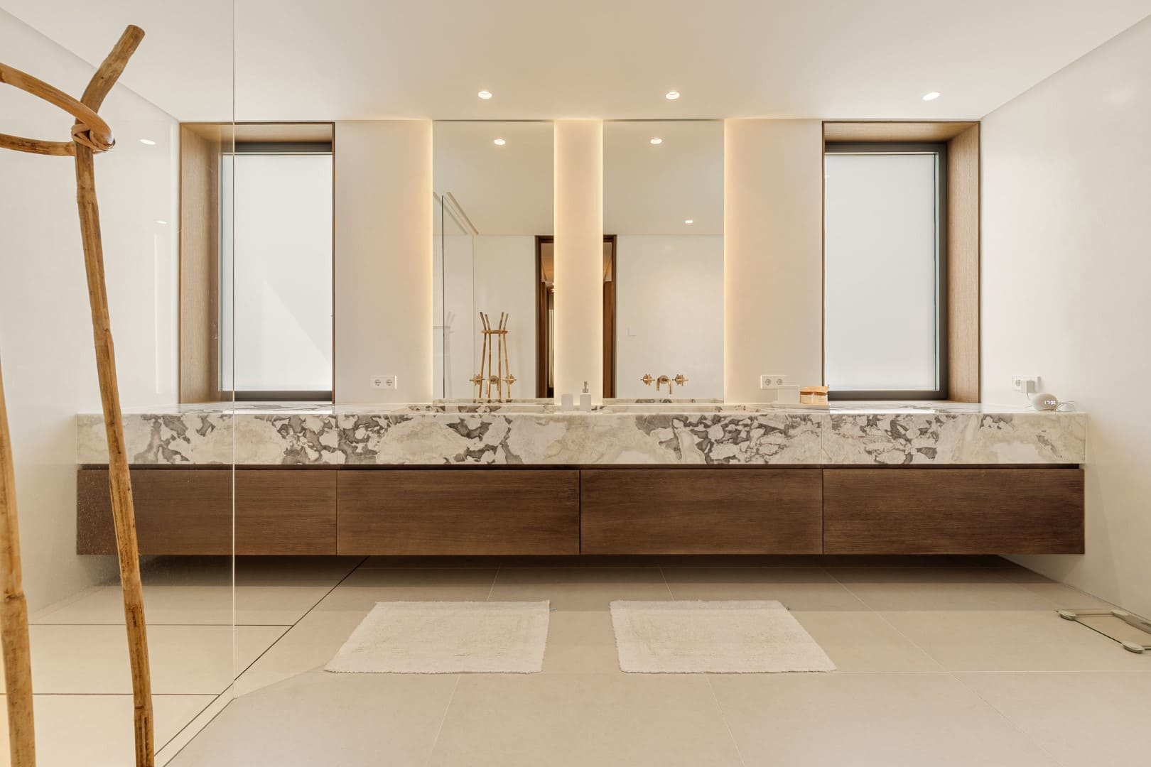 How to buy a Villa in Marbella (1)