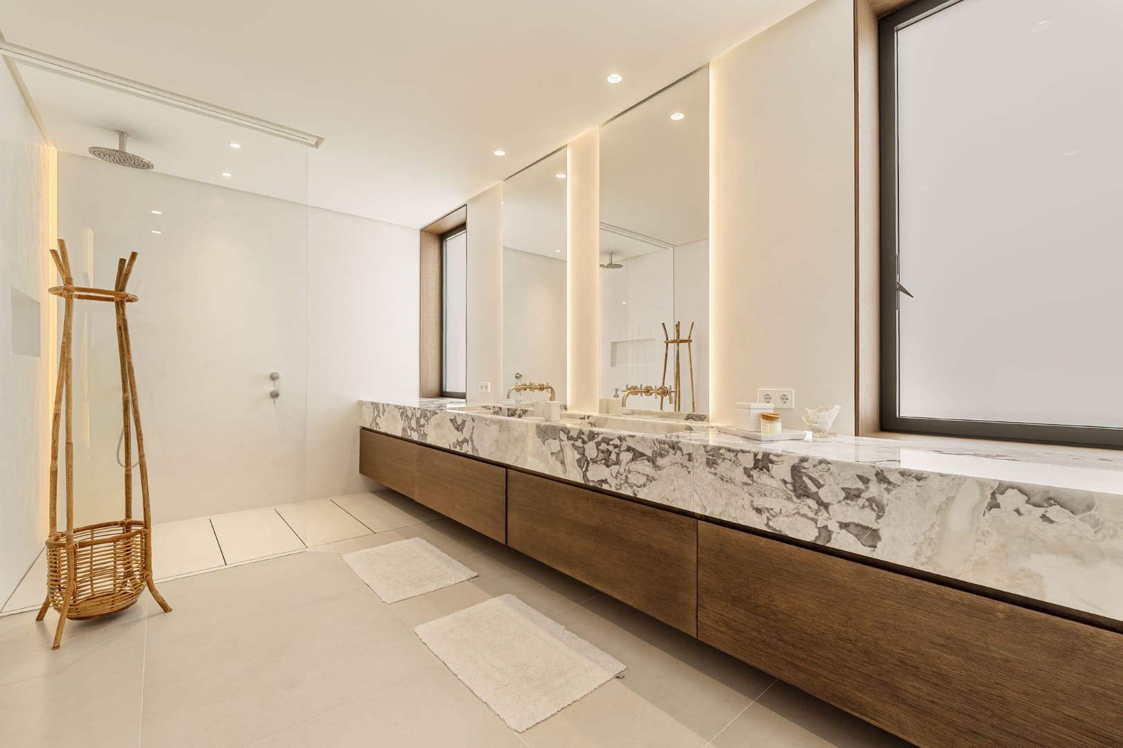 How to buy a Villa in Marbella (1)