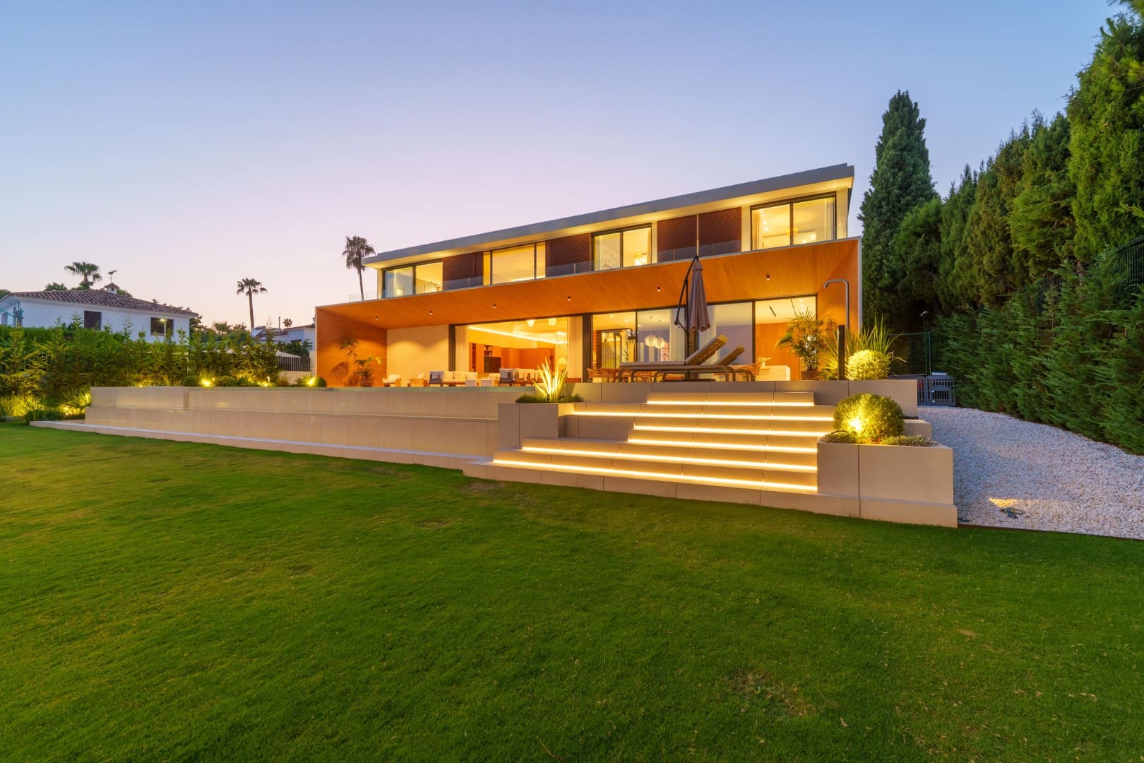 How to buy a Villa in Marbella (1)