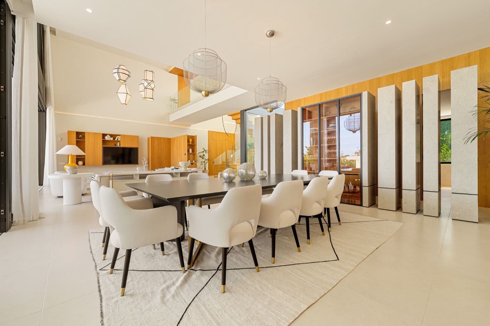 How to buy a Villa in Marbella (1)