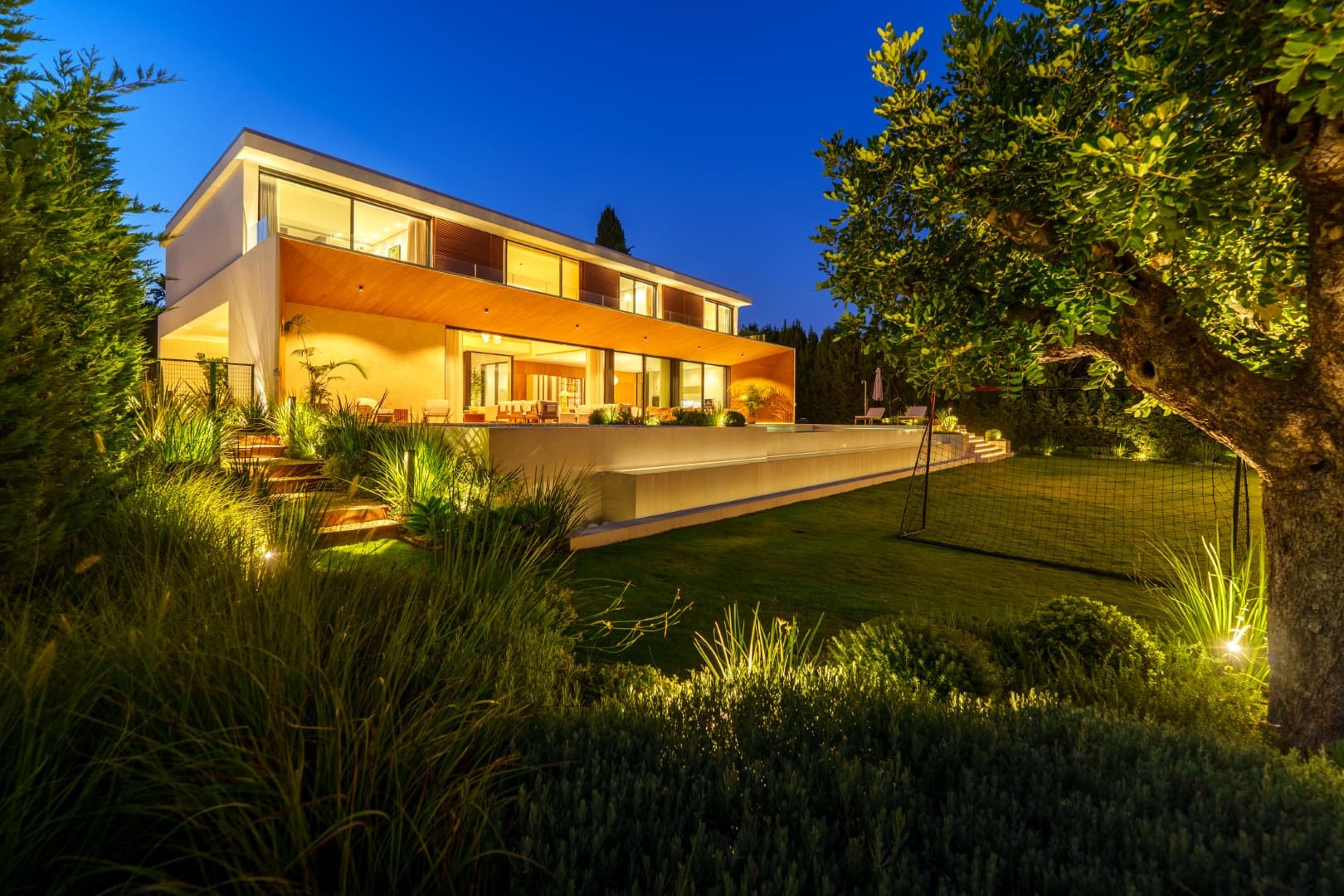 How to buy a Villa in Marbella (1)