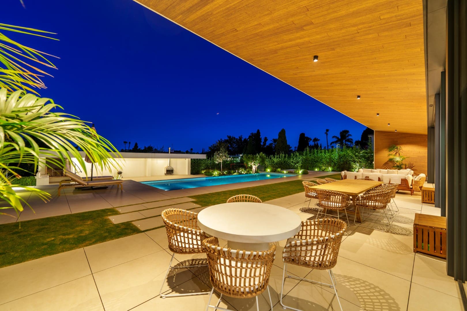 How to buy a Villa in Marbella (1)