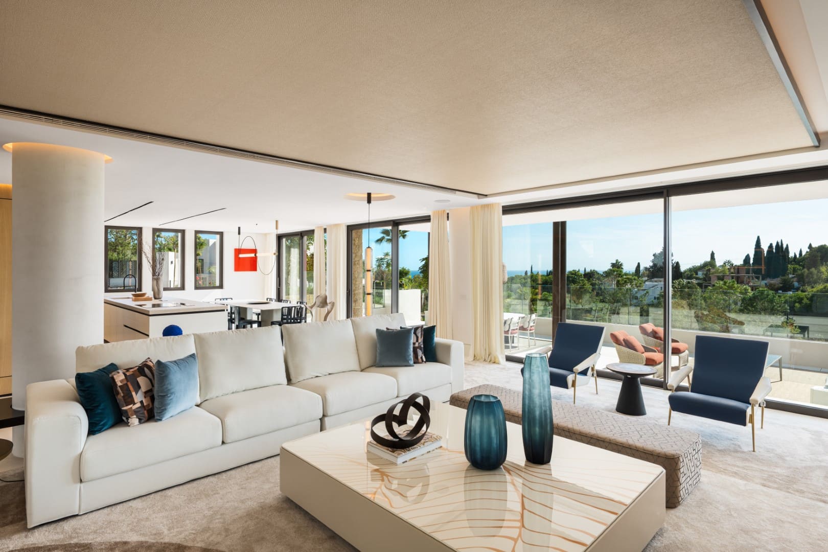 Marbella Buy Villa in Golden Mile Haven-1 (1)