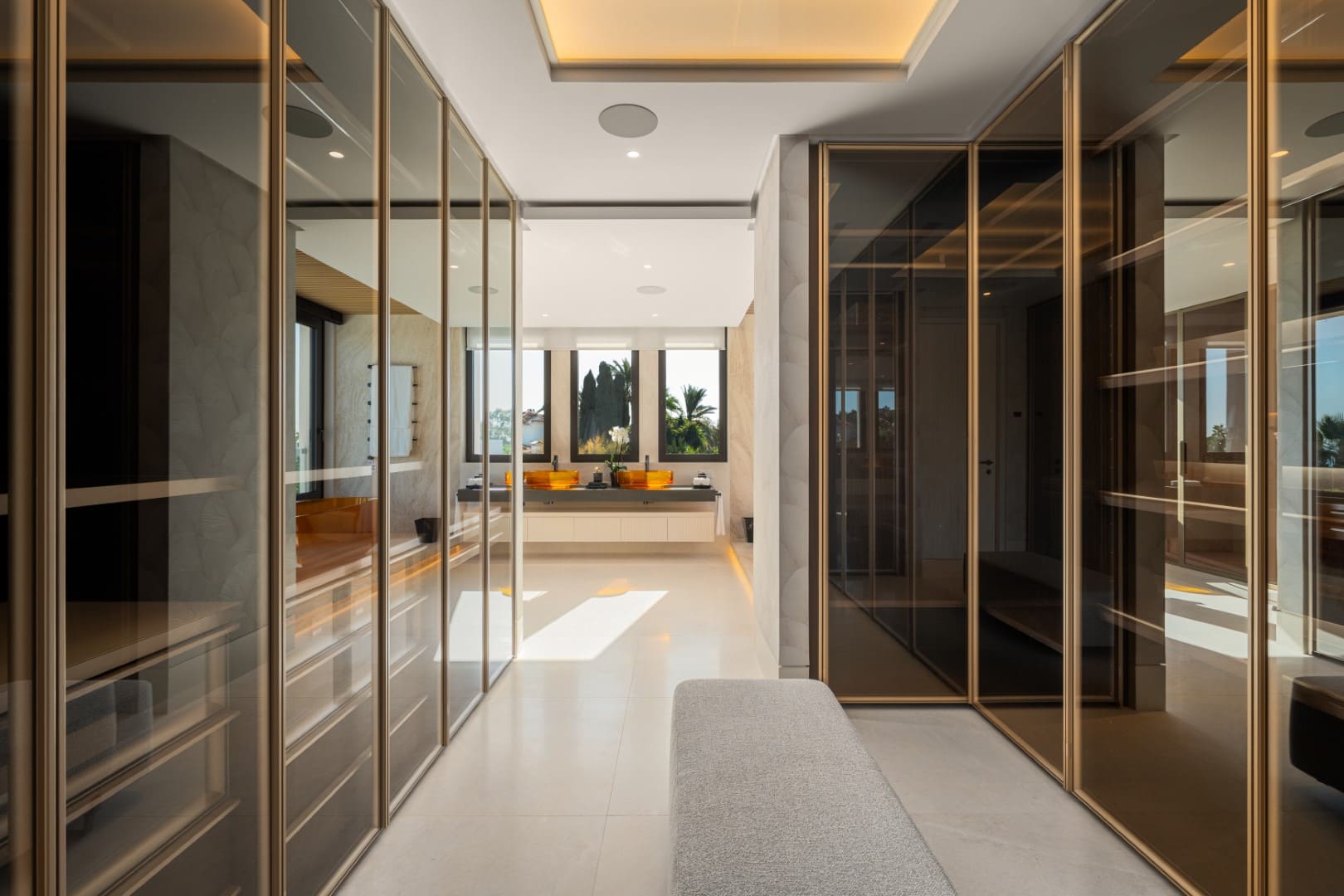 Marbella Buy Villa in Golden Mile Haven-1 (1)