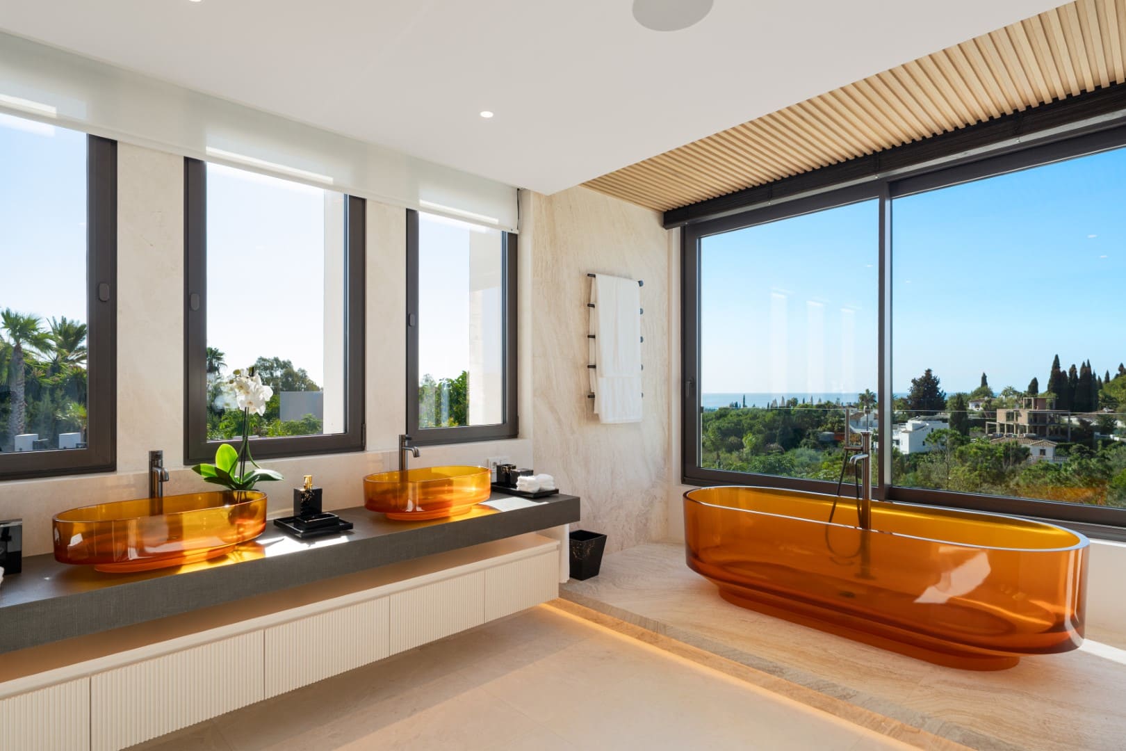 Marbella Buy Villa in Golden Mile Haven-1 (1)