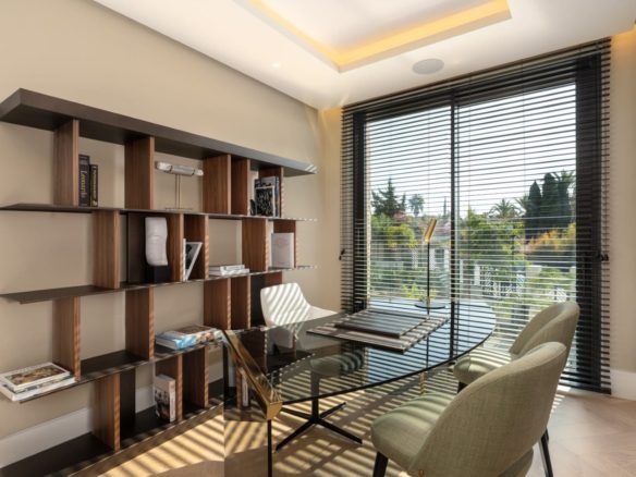 Marbella Buy Villa in Golden Mile Haven-1 (1)