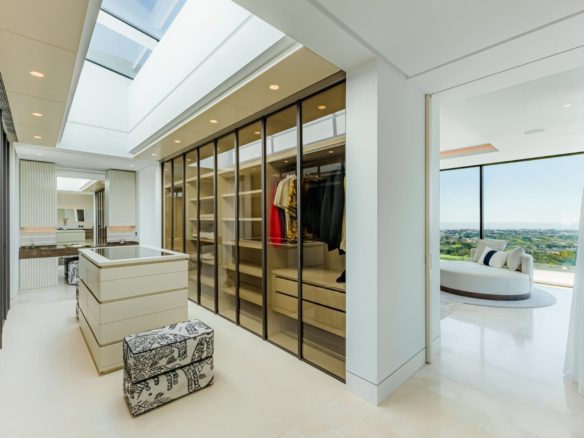 Marbella Villas for Sale La Quinta Hills 12