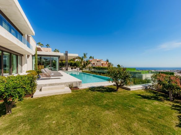 Marbella Villas for Sale La Quinta Hills 12