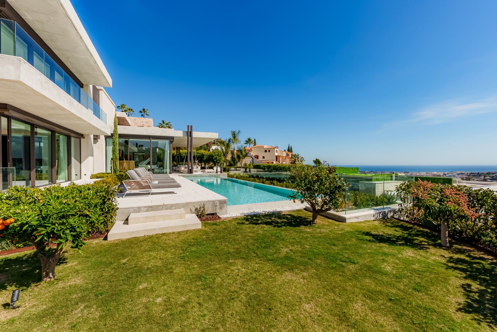 Marbella Villas for Sale La Quinta Hills 12