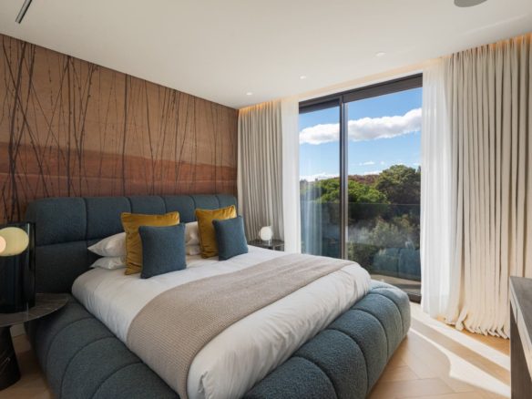 buy a villa in golden mile marbella (1)-Horizon