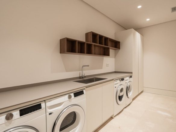 buy a villa in golden mile marbella (1)-Horizon