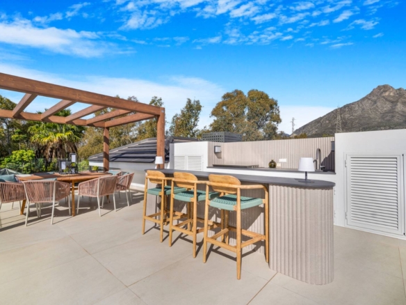 Luxury rent villa in Marbella week (1)