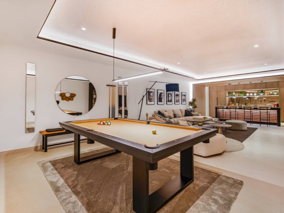 Luxury rent villa in Marbella week (1)