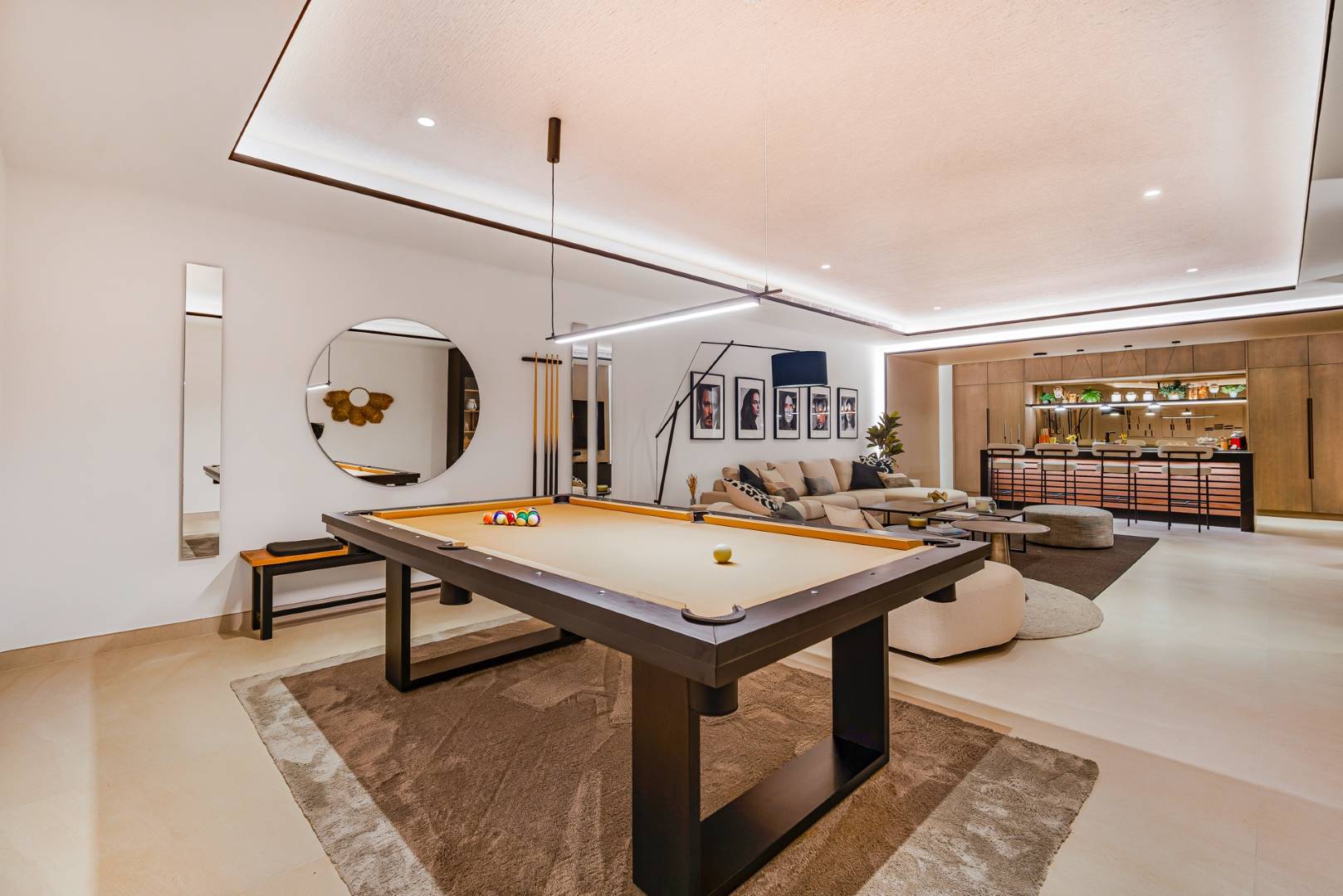 Luxury rent villa in Marbella week (1)