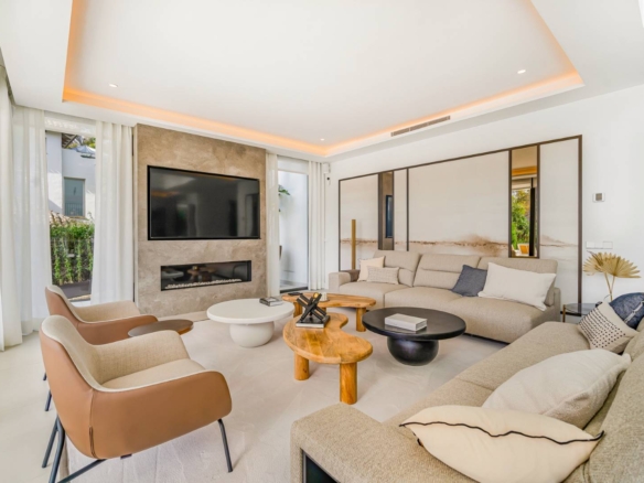 Luxury rent villa in Marbella week (1)