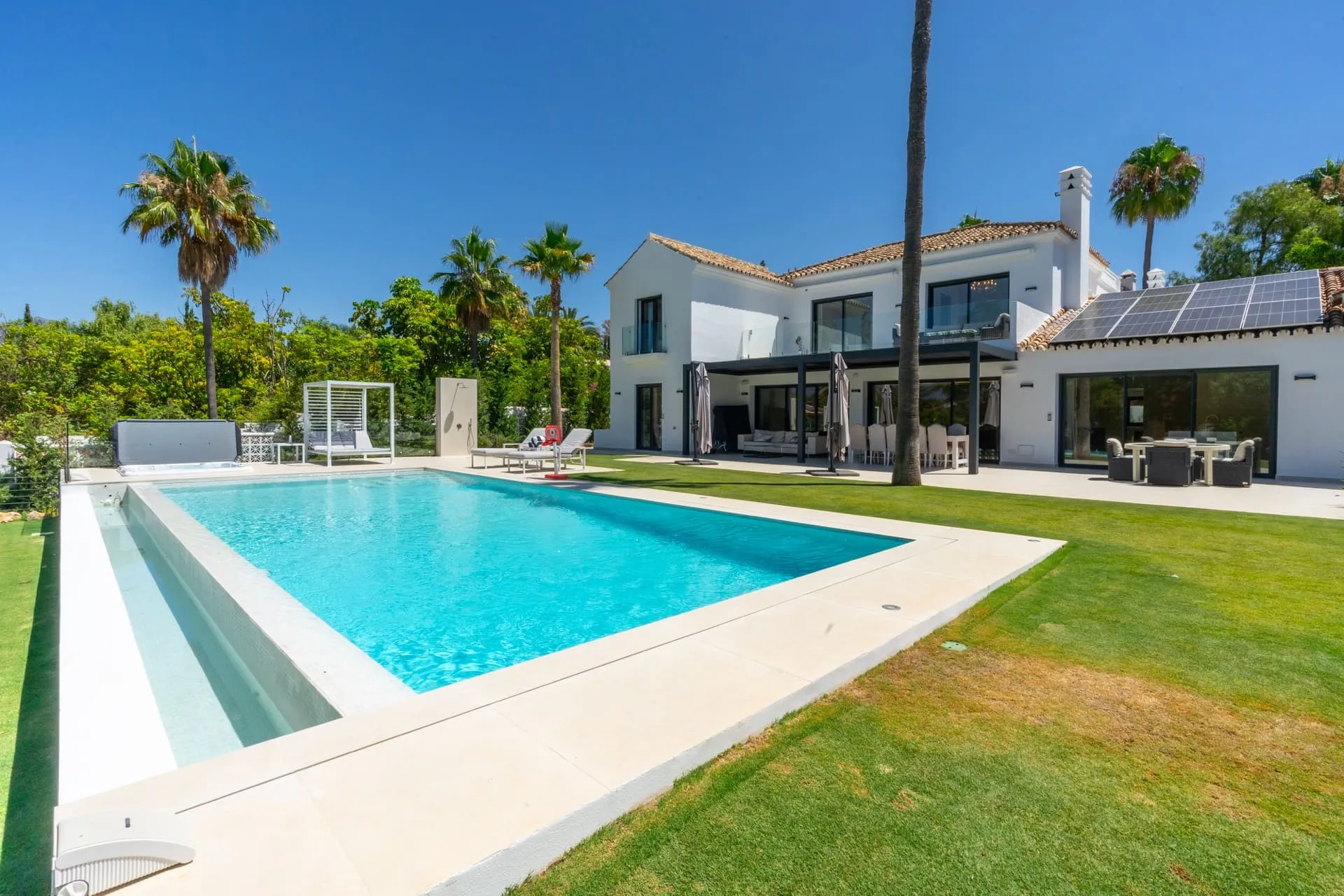Villa for Rent in Marbella Holiday Summer kids beach golf padel (1)