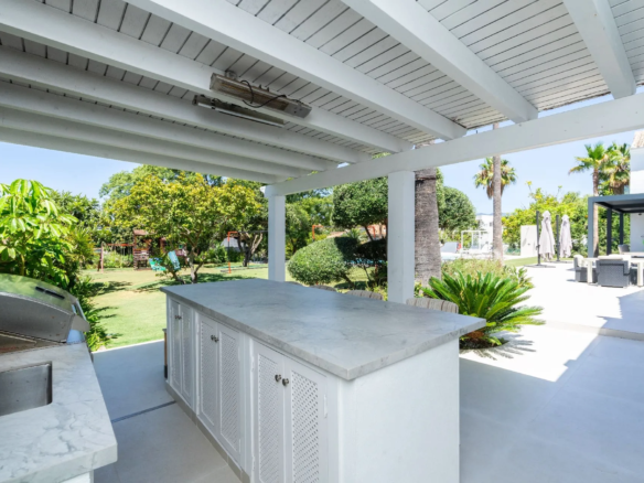 Villa for Rent in Marbella Holiday Summer kids beach golf padel (1)
