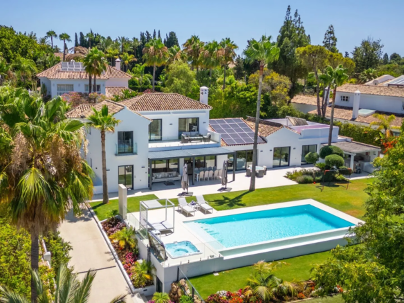Villa for Rent in Marbella Holiday Summer kids beach golf padel (1)