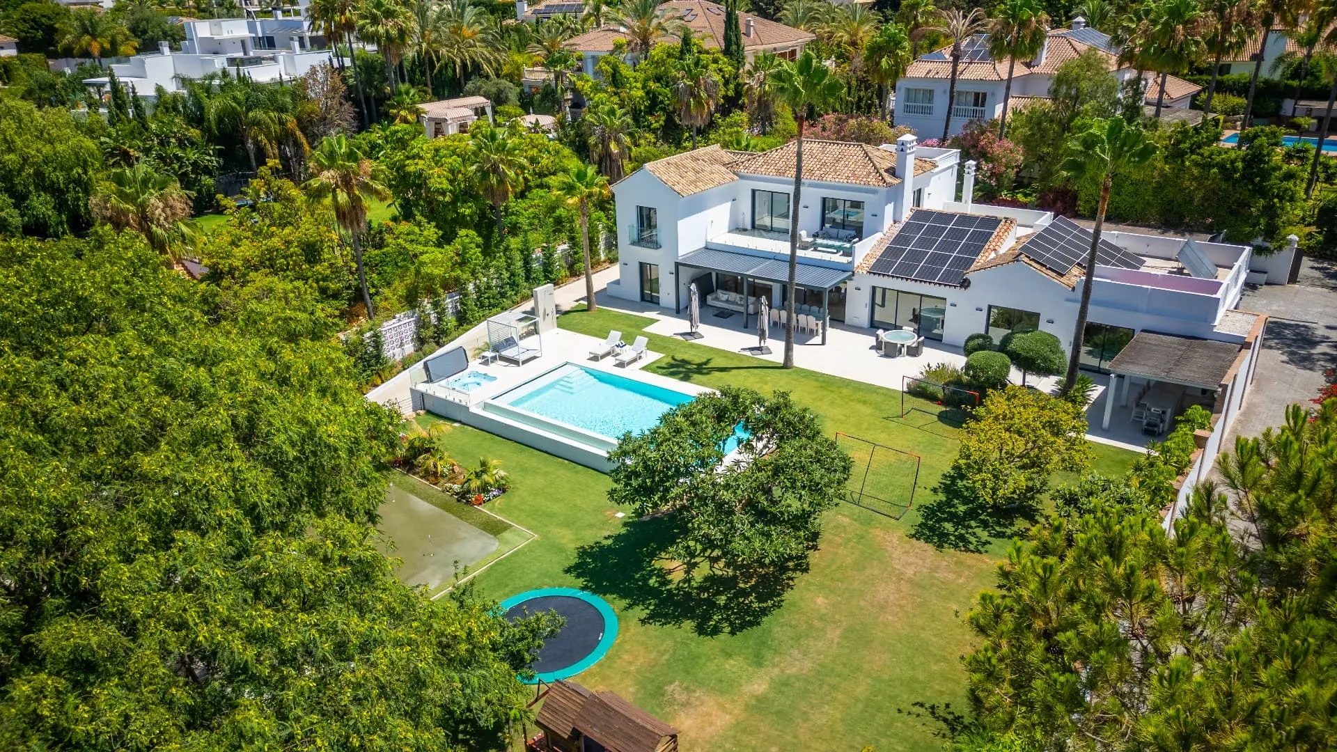 Villa for Rent in Marbella Holiday Summer kids beach golf padel (1)