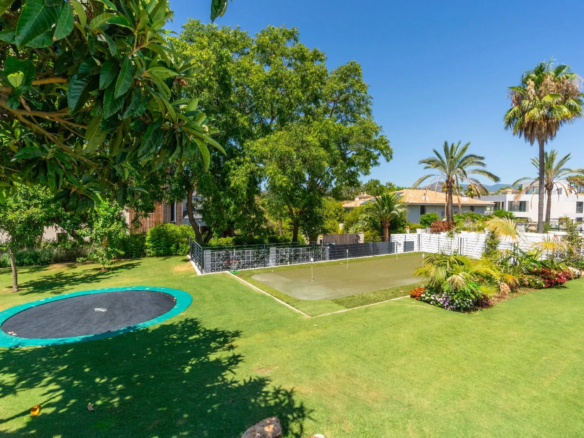 Villa for Rent in Marbella Holiday Summer kids beach golf padel (1)