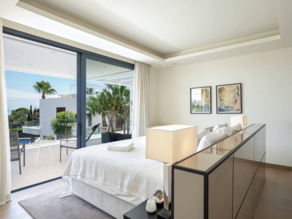 Weekly rental in Marbella summer 2026 Puente Romano Golden Mile (1)