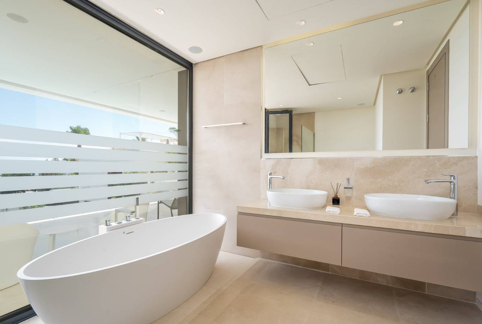 Weekly rental in Marbella summer 2026 Puente Romano Golden Mile (1)