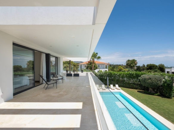 Weekly rental in Marbella summer 2026 Puente Romano Golden Mile (1)