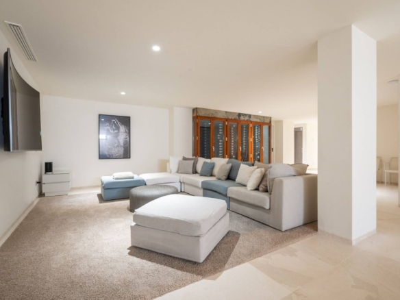 Weekly rental in Marbella summer 2026 Puente Romano Golden Mile (1)