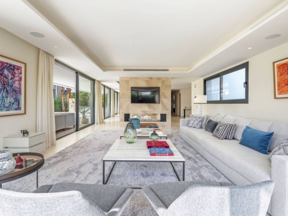 Weekly rental in Marbella summer 2026 Puente Romano Golden Mile (1)