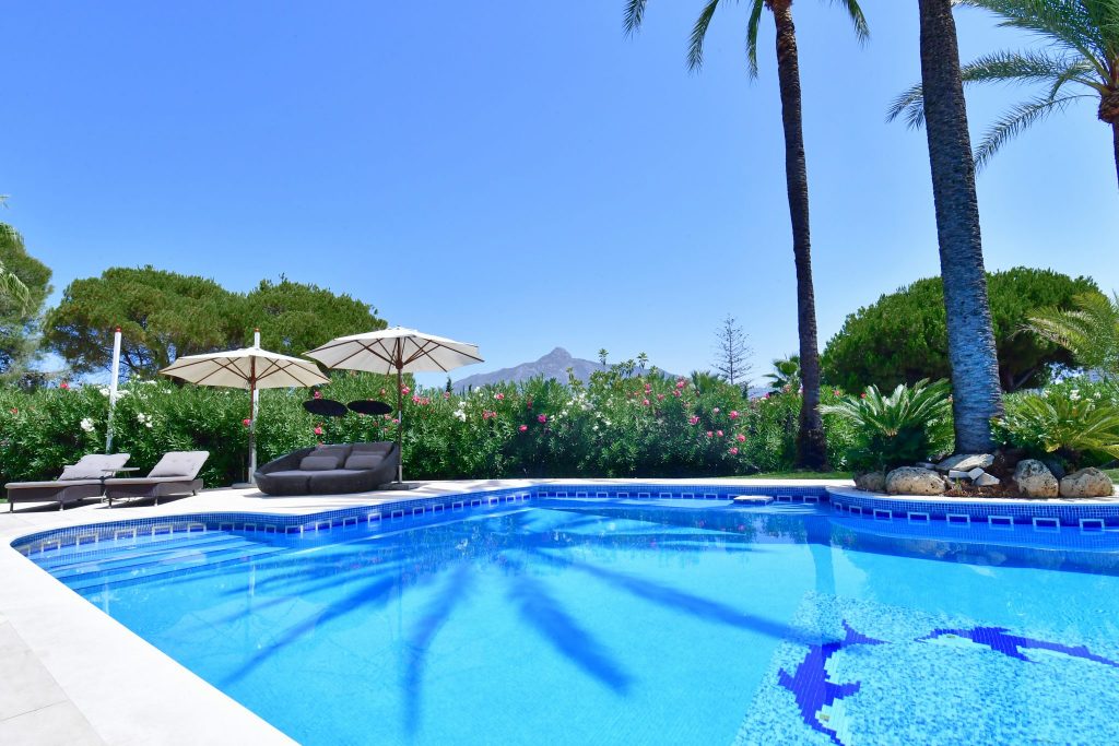 fAMILIAR VILLA FOR RENT IN MARBELLA (1)
