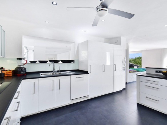 fAMILIAR VILLA FOR RENT IN MARBELLA (1)