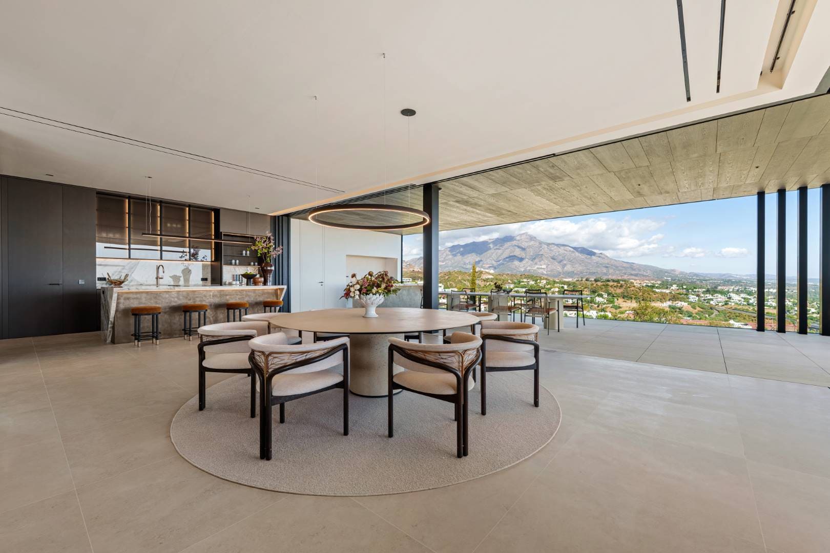 Luxury Villa for Sale in Marbella Spain (33) Luxury Villa for Sale in Marbella Spain (31)