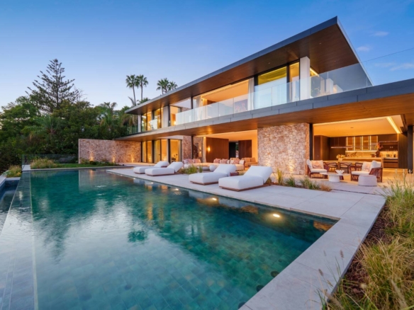 Luxury Villa for Sale in Marbella Spain (31)