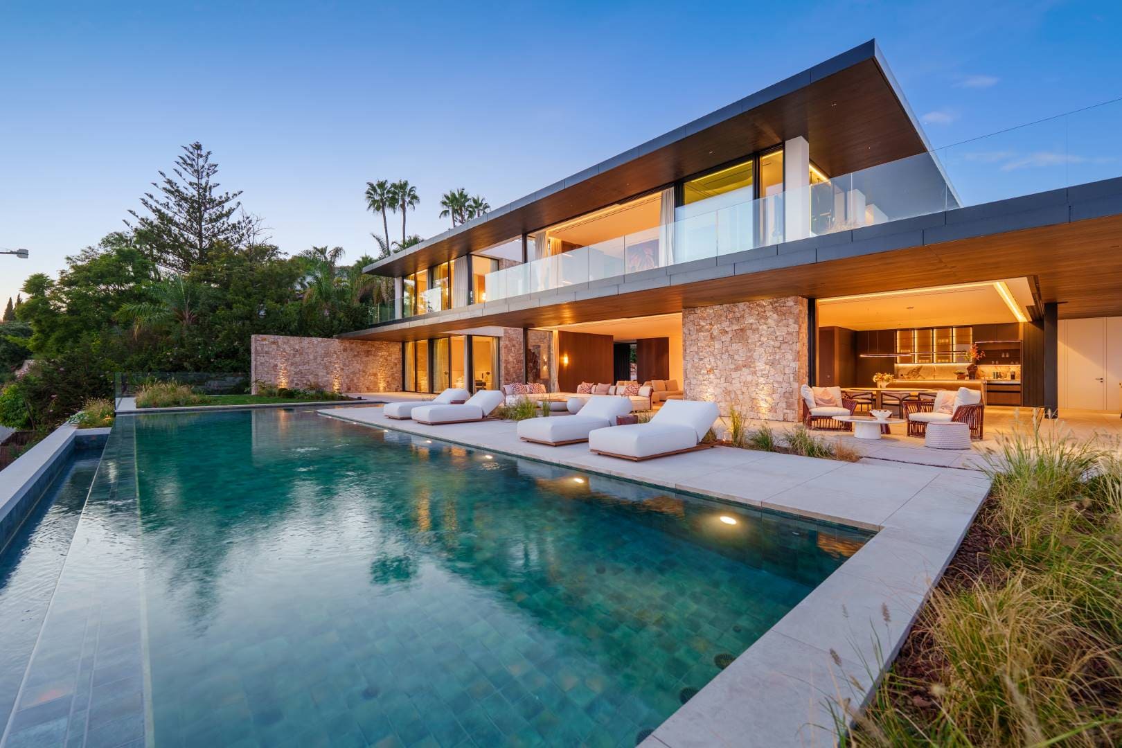 Luxury Villa for Sale in Marbella Spain (45) Luxury Villa for Sale in Marbella Spain (31)