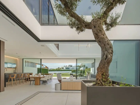 Private entrance of Villa 12, reflecting high-visibility urbanism in Marbella.