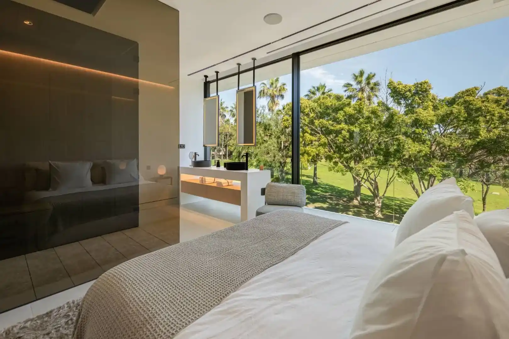 Guest accommodation in Villa 12,