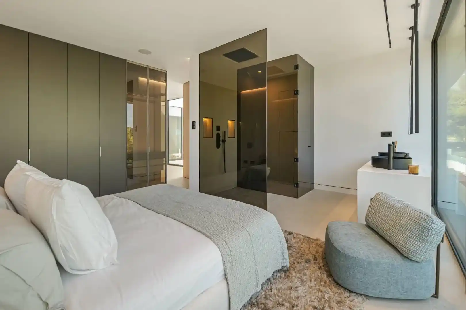 Guest accommodation in Villa 12,