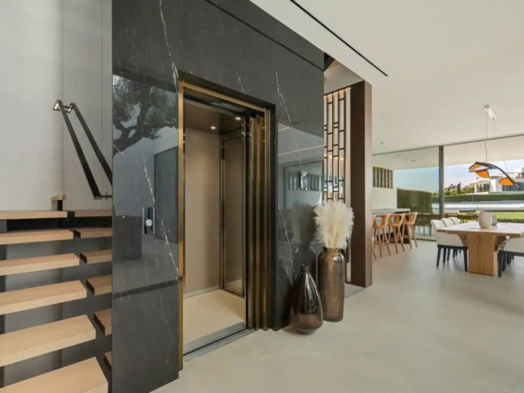 Lift Golden Mile Villas for Sale in Marbella