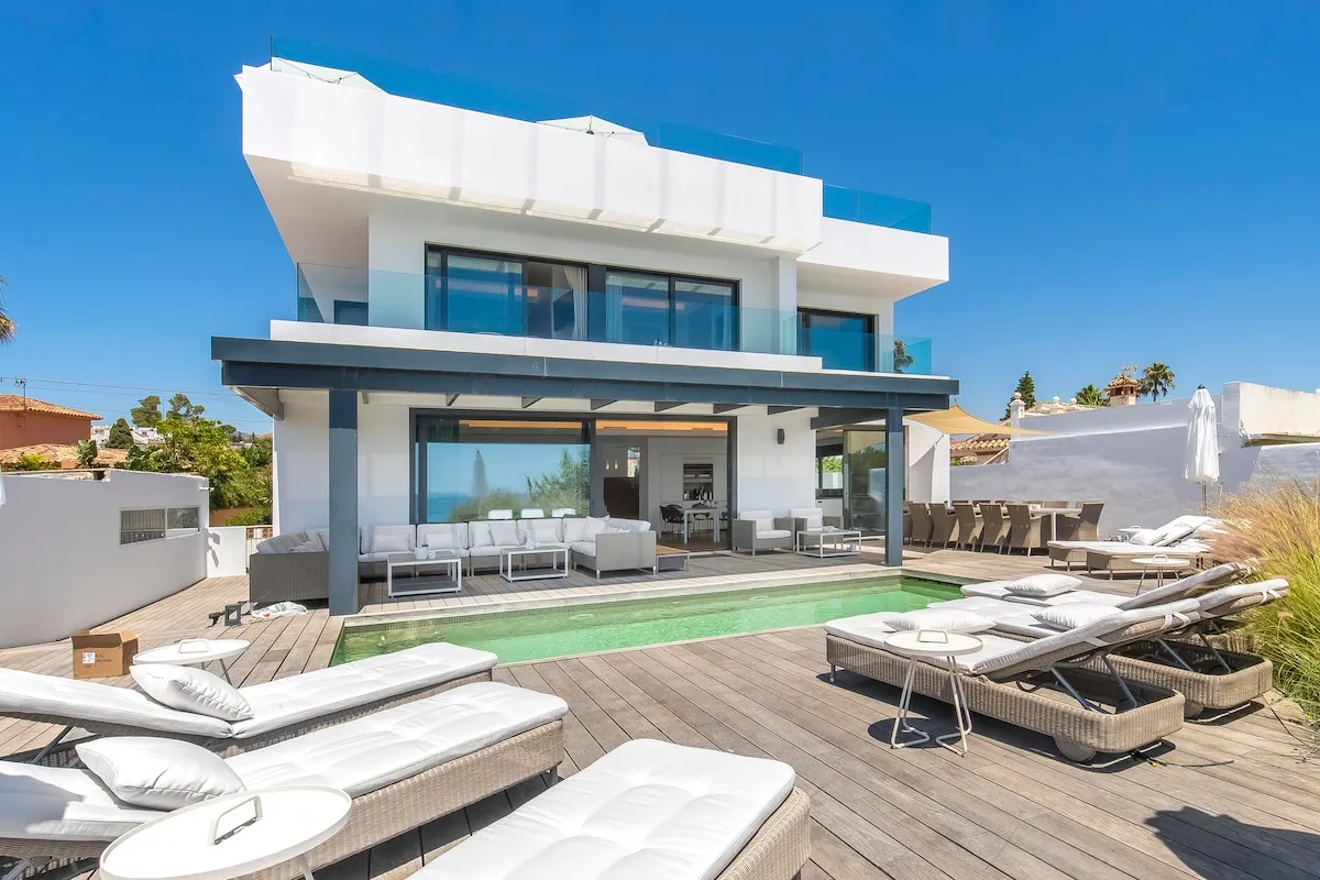 Rent Villa in Marbella Summer 202701